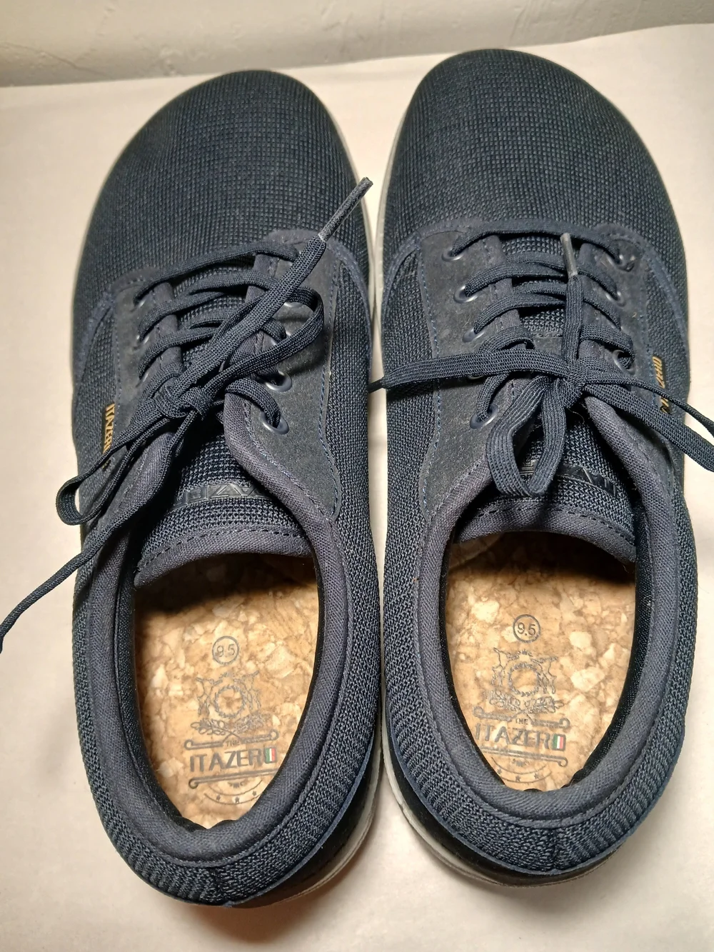 Itazero Men's Navy Blue Orthopedic-Style Sneakers Sz. 9.5